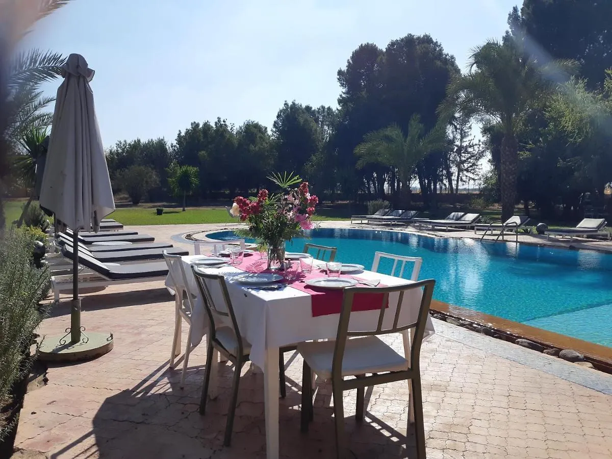 La Vie En Rose - Horses & Dogs House Bed & Breakfast Ait Hamid