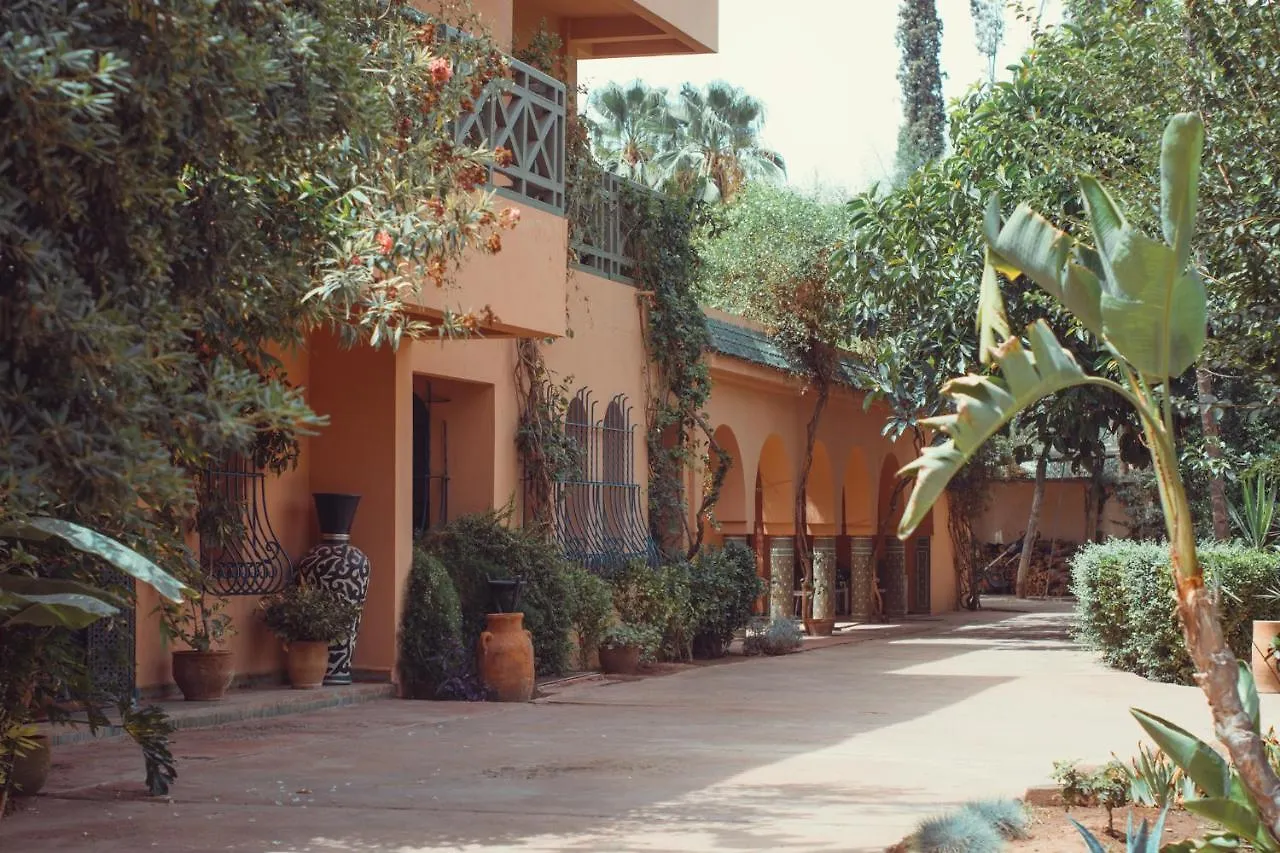 La Vie En Rose - Horses & Dogs House Bed & Breakfast Ait Hamid