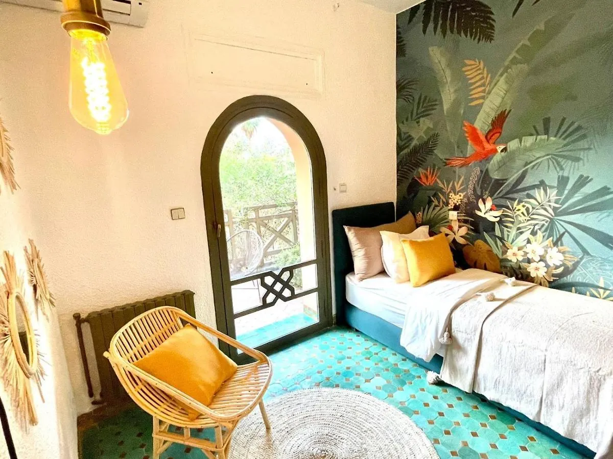 ***  La Vie En Rose - Horses & Dogs House Bed & Breakfast Ait Hamid Morocco